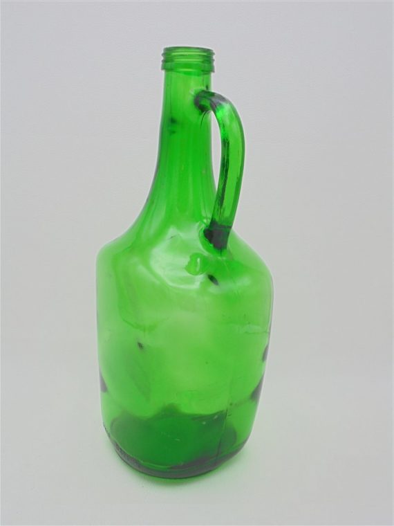 bonbonne carafe bouteille verte en verre avec poignee anse