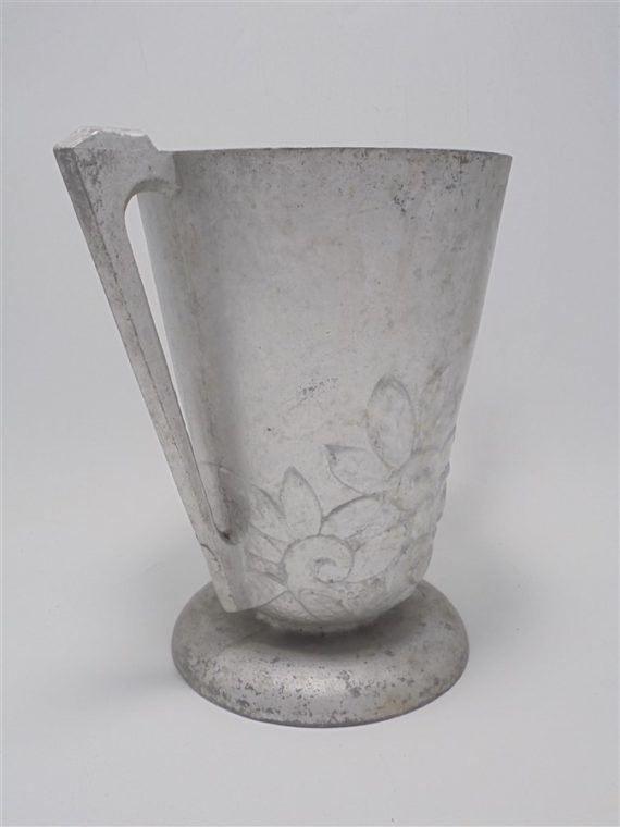 vase art deco en fonte d aluminium