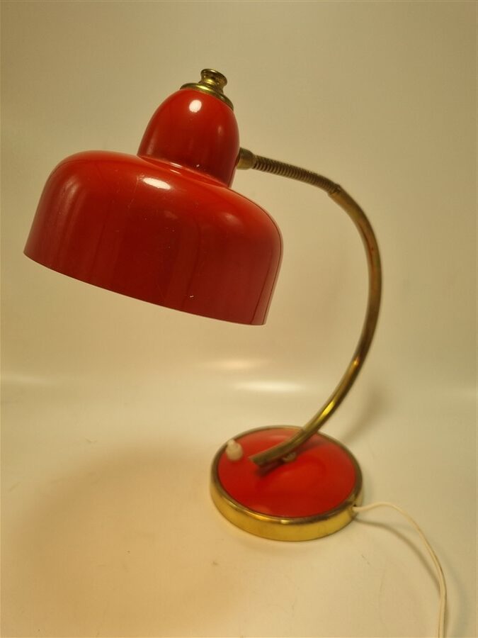 lampe de bureau vintage rouge