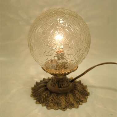 Ancienne petite lampe de table