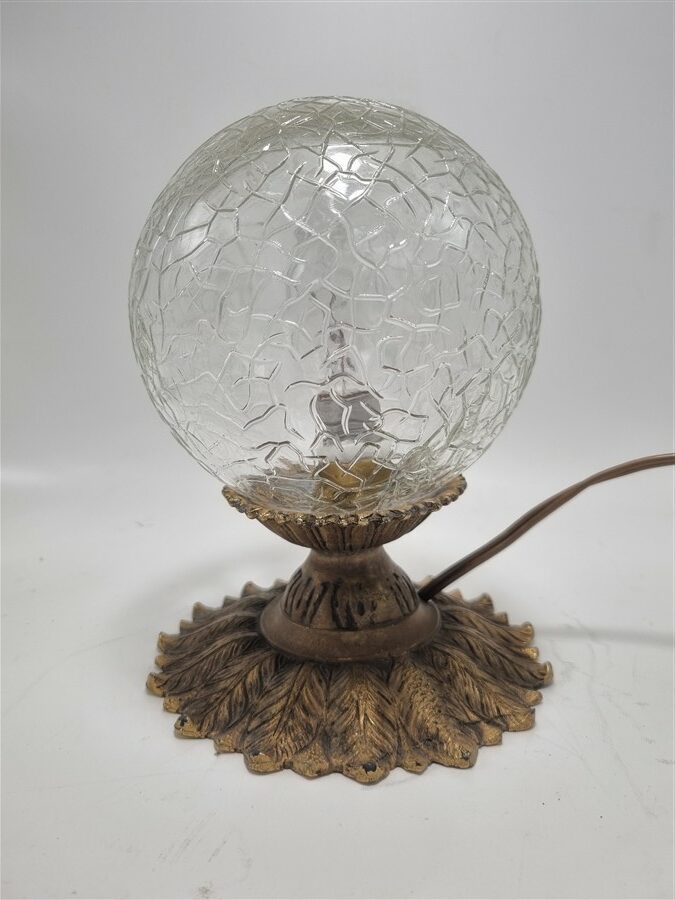 Ancienne petite lampe de table