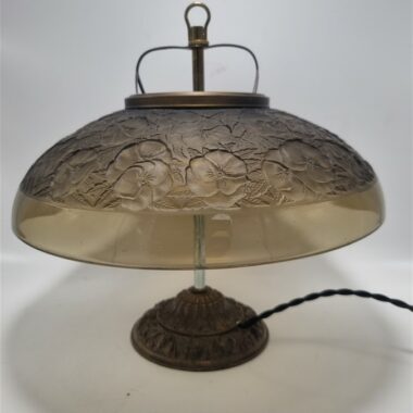 Lampe art deco en verre fume