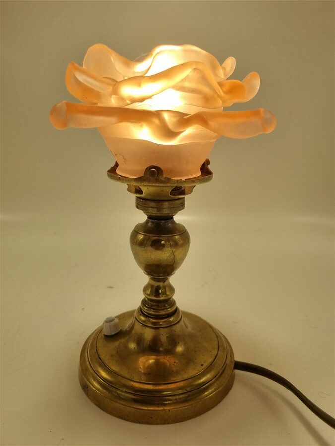 Petite lampe fleur en pate de verre